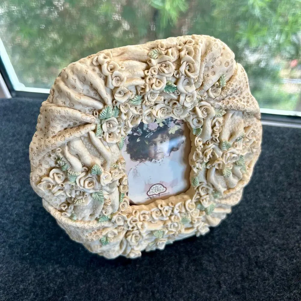 1989 Fancy Frames by United Design Floral Lace Resin Picture Frame